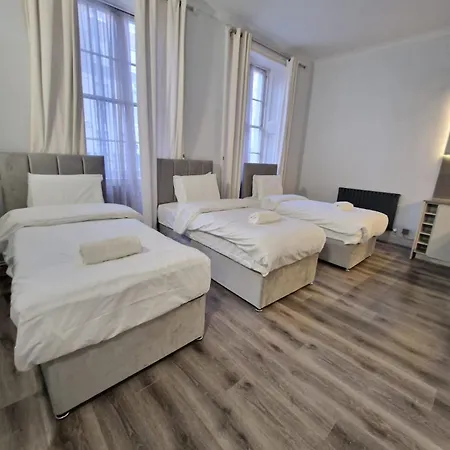 Baker Street Hotel 3*