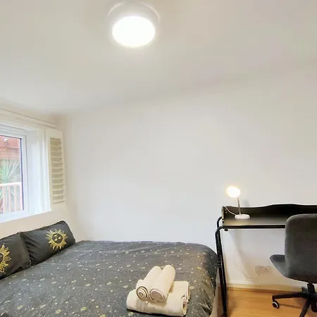 Spacious 3-bed Cosy Flat In Westminster Apartment *
