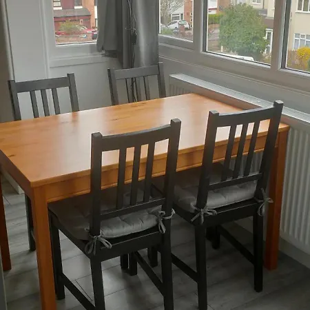Serviced In London Apartment Croydon