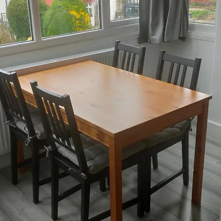 Serviced In London Apartment