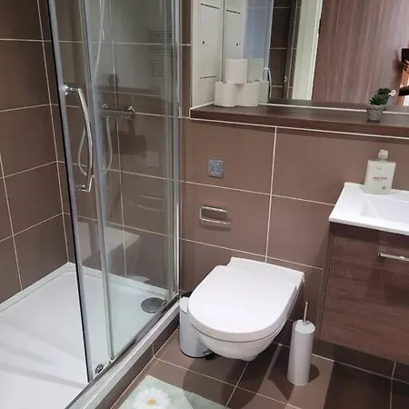 Apartment Royal Vista Sleep7 Bp119 London