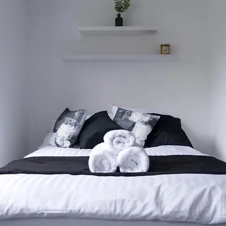 Cozy 1 Bed Flat In Shoreditch, Brick Lane - 20mins From Apartment *