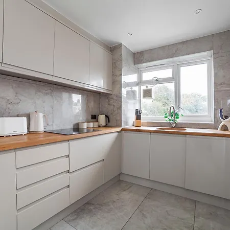Apartment The Wimbledon Park Luxury London