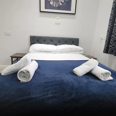 Argyle Square Hotel *