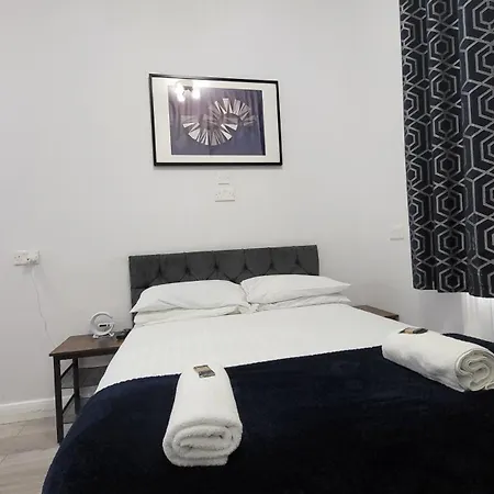 Hotel Argyle Square *