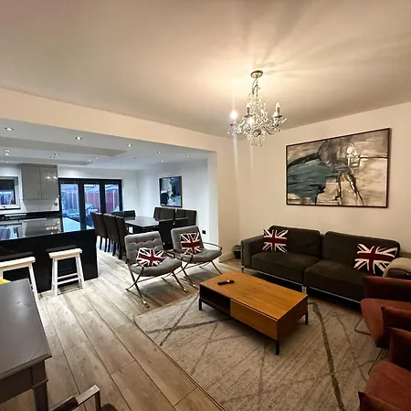 Beahive House Redbridge