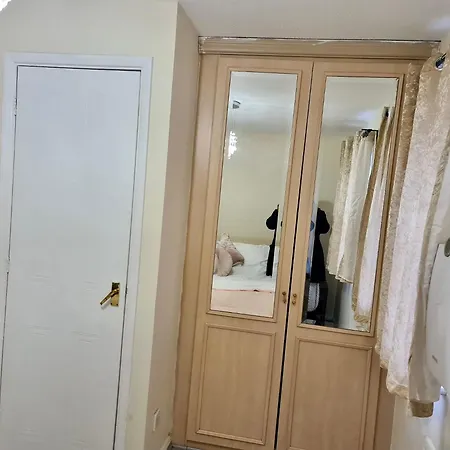 Сasa de vacaciones - Sleeps 4 - Parking - Garden - Petfriendly