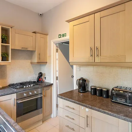 Chrystal Palace With Free Parking Lambeth Apartment *