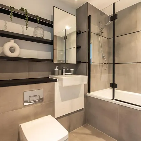 Apartment Modern 2bd Flat In Canary Wharf With And River Views *