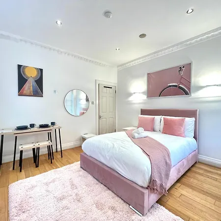 Hyde Park Corner House London