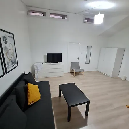 Guest house E2