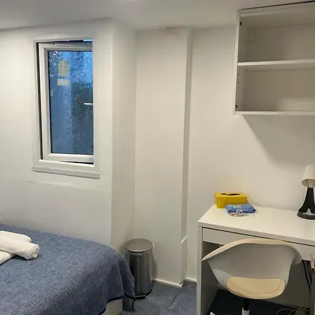 Homestay Comfy Private Bedrooms Near Euston,