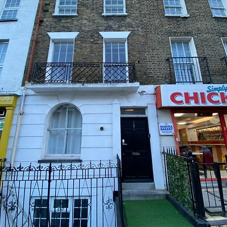 Homestay Comfy Private Bedrooms Near Euston, London