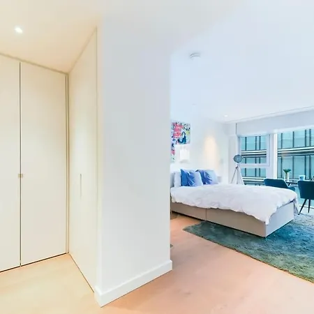 Luxury 3 Bedroom Battersea Power