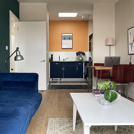 Apartment Sunny Shoreditch Oasis Canal Views & Urban Charm