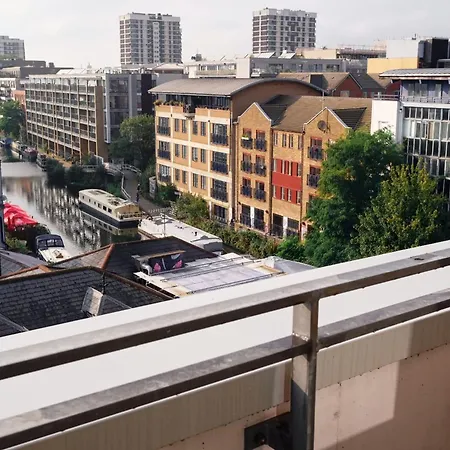 Sunny Shoreditch Oasis Canal Views & Urban Charm Apartment