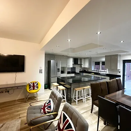 Beahive House *