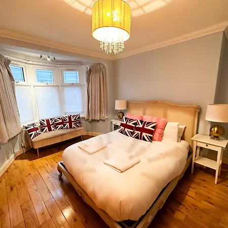 Beahive House