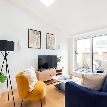 Fitzrovia & Soho - 2br With Balcony - Cityapartmentstay Apartment *