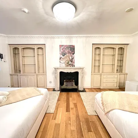 Hyde Park Corner House * London