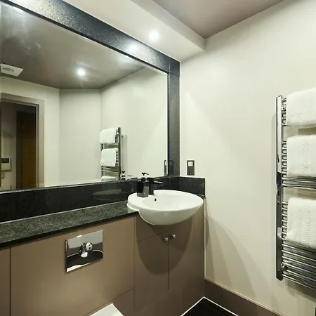 Apartment The Vauxhall Hideout - Comfy 2bdr Flat With Balcony London