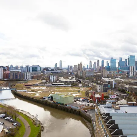 Modern 2bd Flat In Canary Wharf With And River Views London