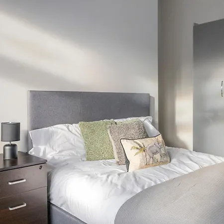 Apartment Chrystal Palace With Free Parking Lambeth London