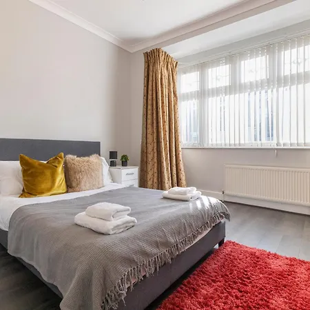 Apartment Chrystal Palace With Free Parking Lambeth