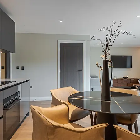 Arcadia Residences - Luxury In Kensington *