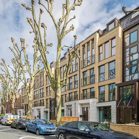 Arcadia Residences - Luxury In Kensington Apartment