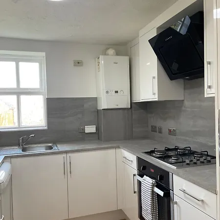 2bed Cozy Spacious - 15min To Canary Wharf O2 Excel