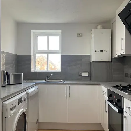 Apartment 2bed Cozy Spacious - 15min To Canary Wharf O2 Excel London