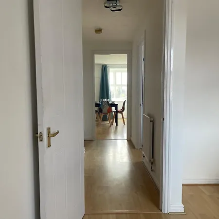 2bed Cozy Spacious - 15min To Canary Wharf O2 Excel Apartment