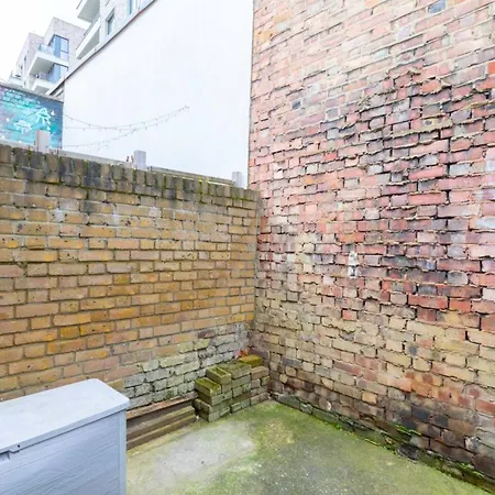 Wprivate Patio Heart Of Brixton London! Apartman