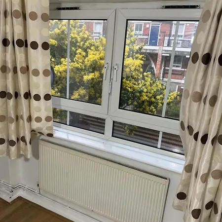 Apartment One Bedroom In Tower Bridge Road