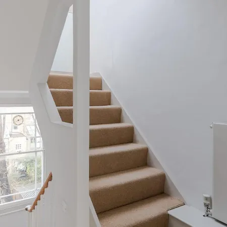 Light-filled Primrose Hill Rooftop Retreat Apartment London