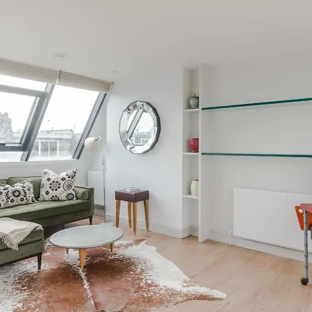 Apartment Light-filled Primrose Hill Rooftop Retreat London