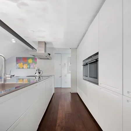 Elegant Paddington Penthouse By Morethanstays London