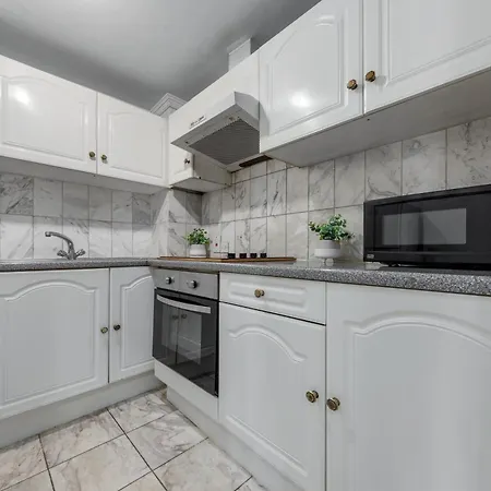 Apartment Baker 204 London