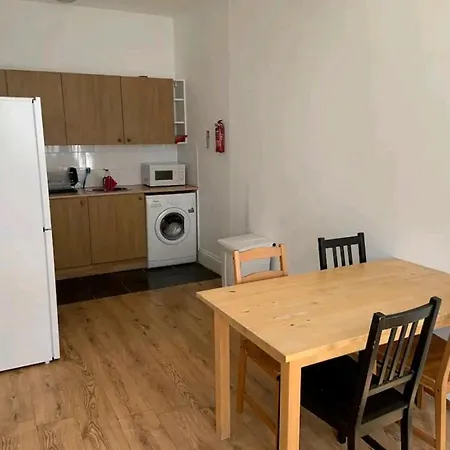 Affordable In Shared Flat, Bridge London
