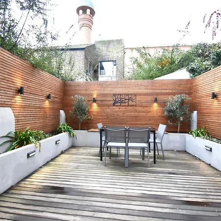 Apartment Stunning 2 Bed *