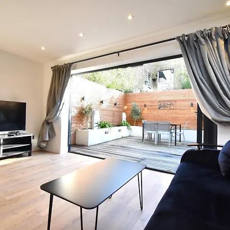 Apartment Stunning 2 Bed