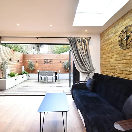 Stunning 2 Bed *