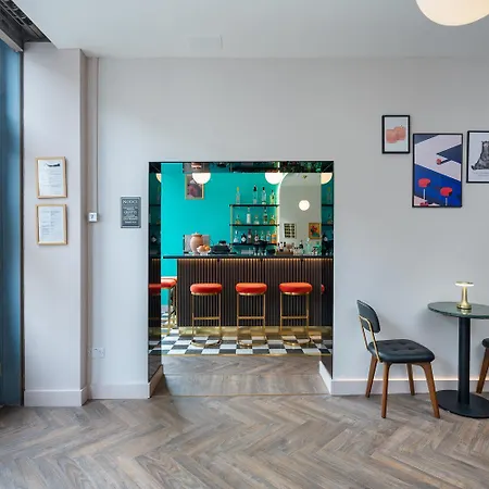 D8 - Shoreditch ロンドン