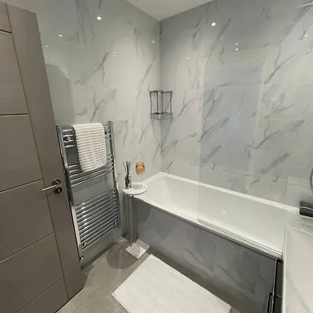D & D Luxury Aparthotel Stanmore (Greater London)