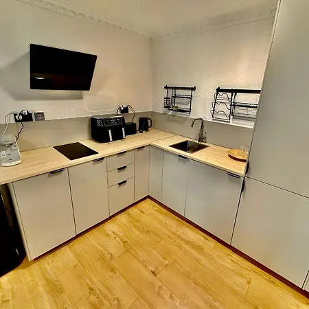Apartment Flat 6 In Aldgate