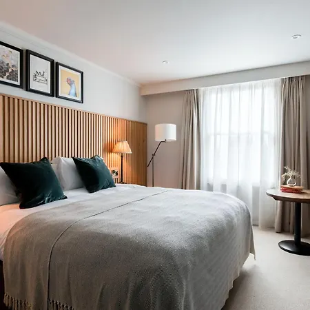 Hotel The Park Teddington