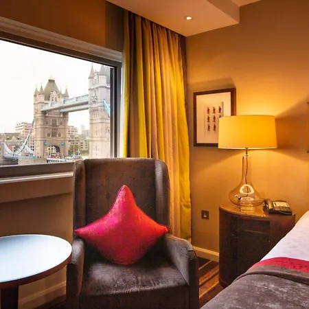 The Tower Hotel, By Thistle Hotel Londyn