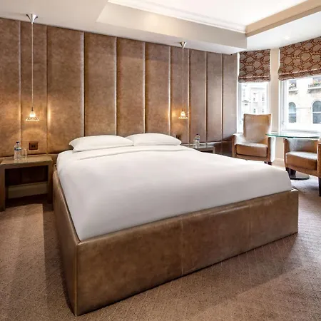 Radisson Blu Edwardian Bloomsbury Street Hotel, 4* Londen