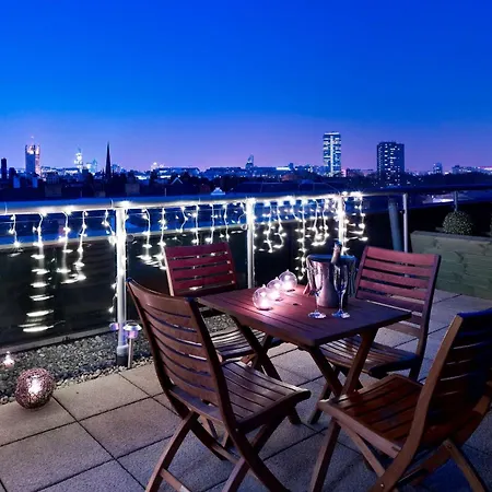 Hotel Park Plaza Victoria 4*
